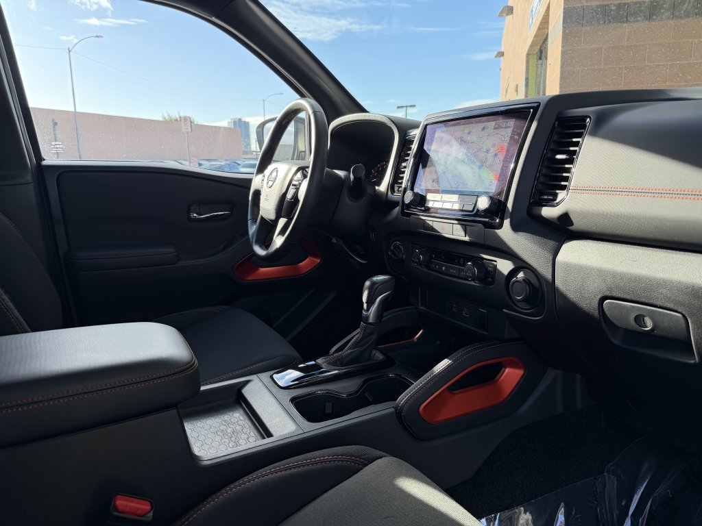 Used 2024 Nissan Frontier PRO-4X w/ Off-Road Protection Package image 38