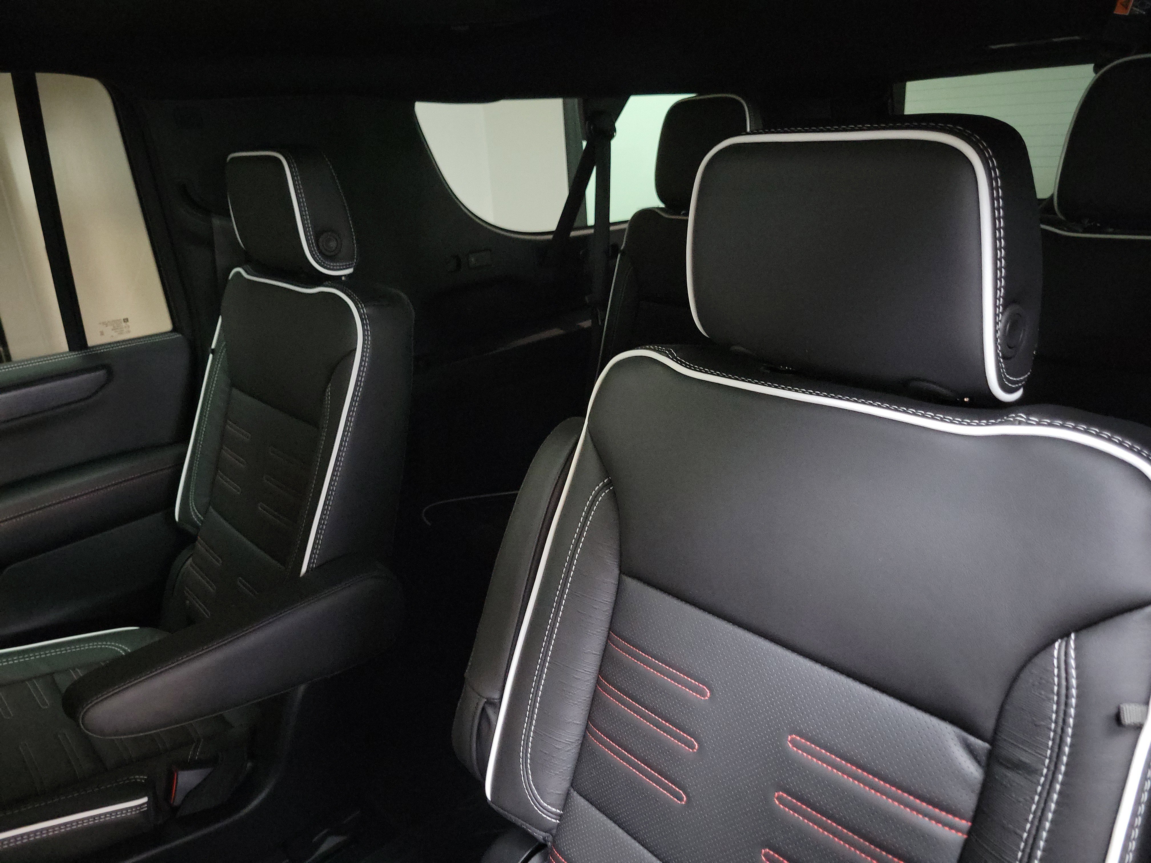 New 2026 GMC Yukon XL AT4 Ultimate image 14