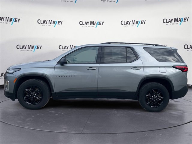 Used 2023 Chevrolet Traverse LS w/ Midnight/Sport Edition image 2