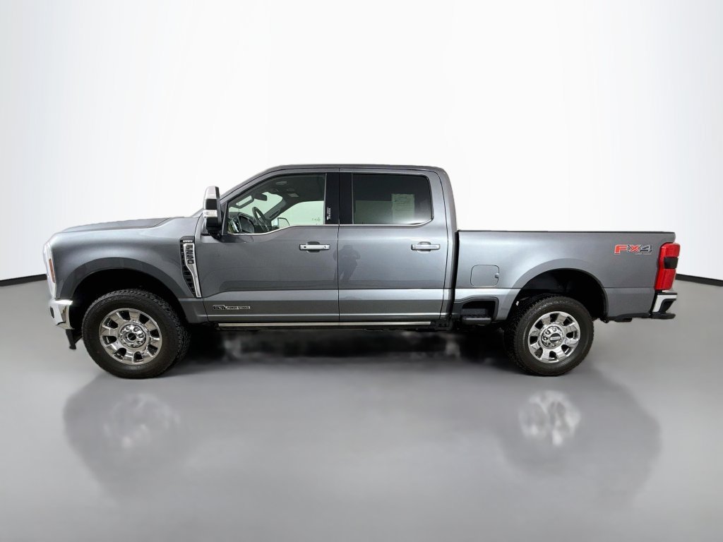 Used 2024 Ford F250 Lariat w/ Chrome Package AWD/4WD image 4
