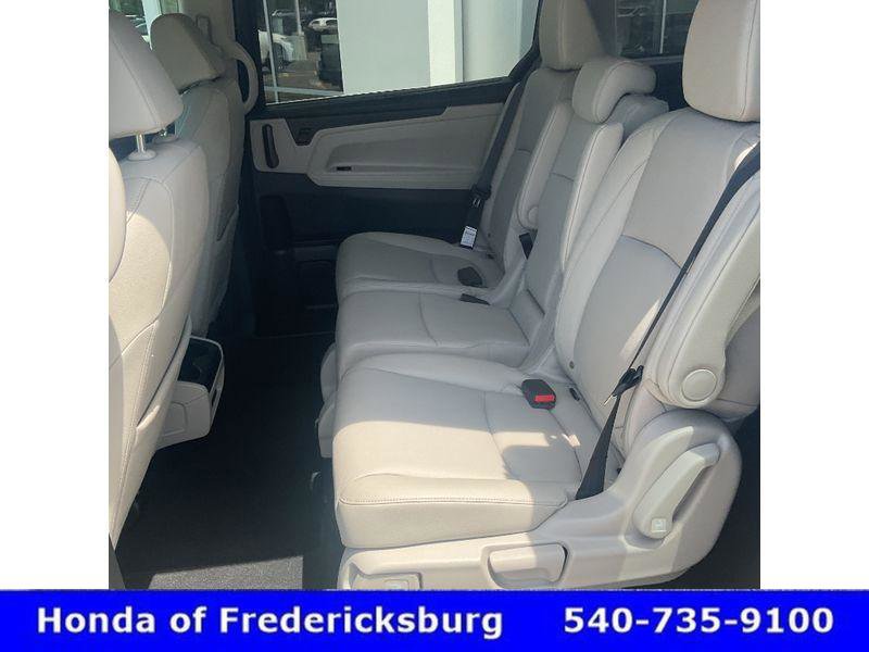 Certified 2026 Honda Odyssey EX-L image 38