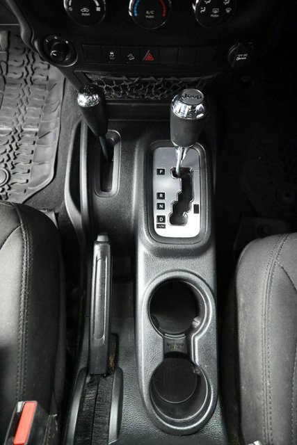 Used 2016 Jeep Wrangler Unlimited Sport w/ Quick Order Package 24S AWD/4WD image 17