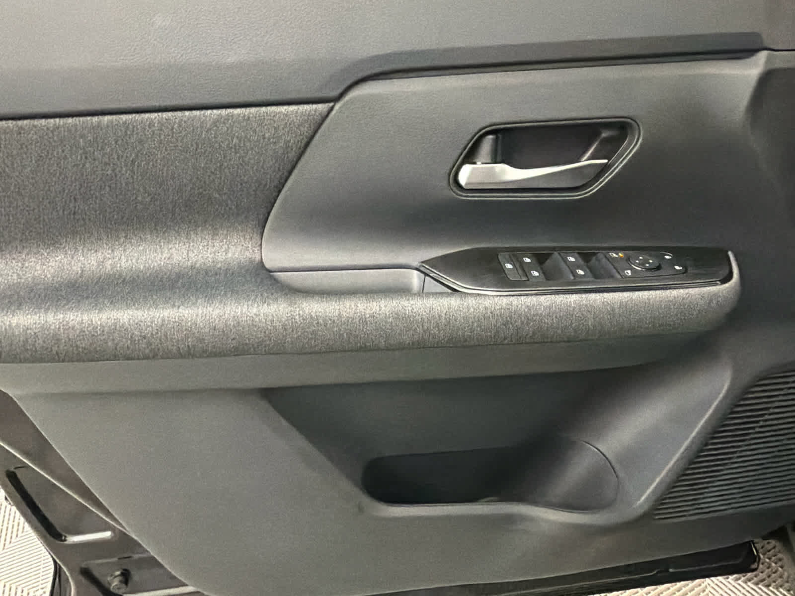 New 2026 Nissan Kicks SV FWD image 22