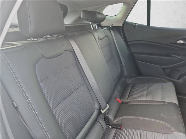Used 2025 Chevrolet Trax LT FWD image 13