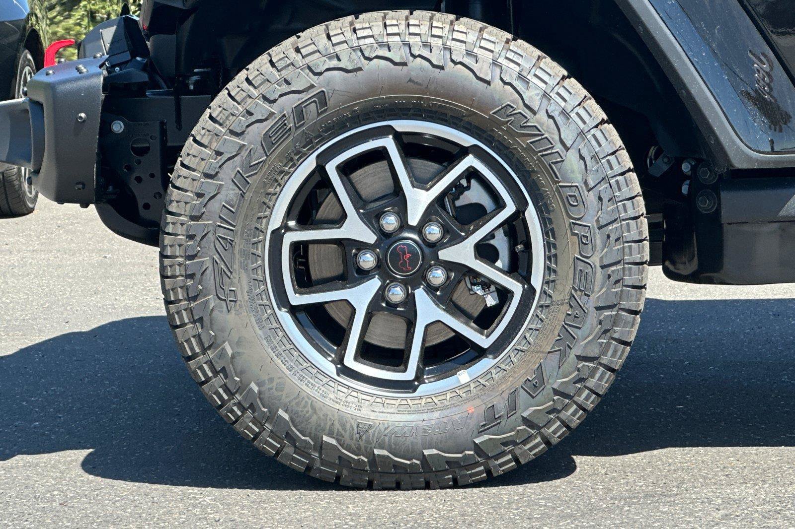 New 2026 Jeep Gladiator Rubicon AWD/4WD image 24