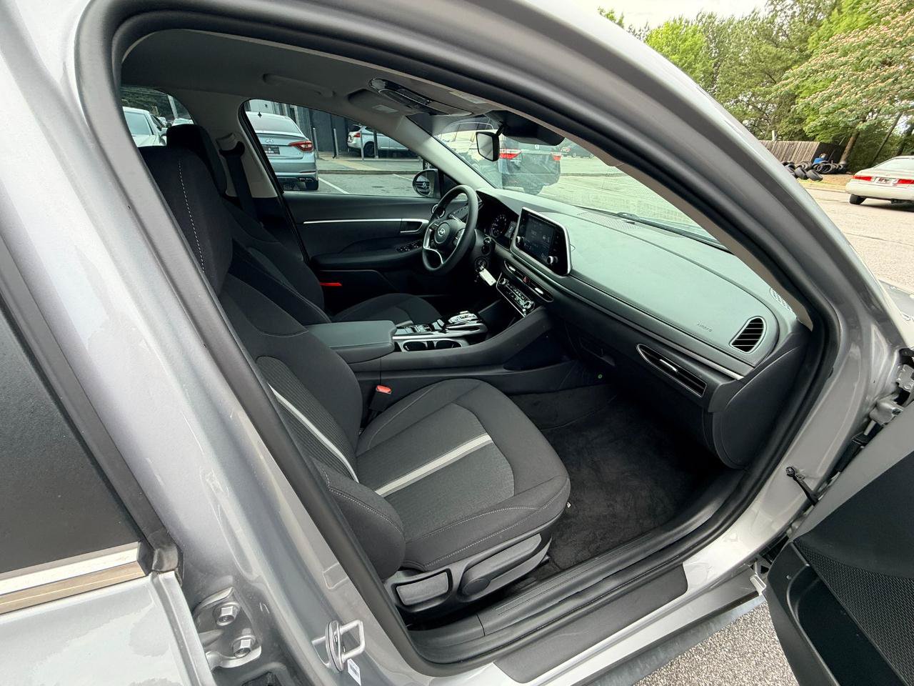 Used 2023 Hyundai Sonata SE FWD image 14