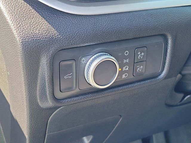 Used 2021 Ford Explorer XLT AWD/4WD image 20