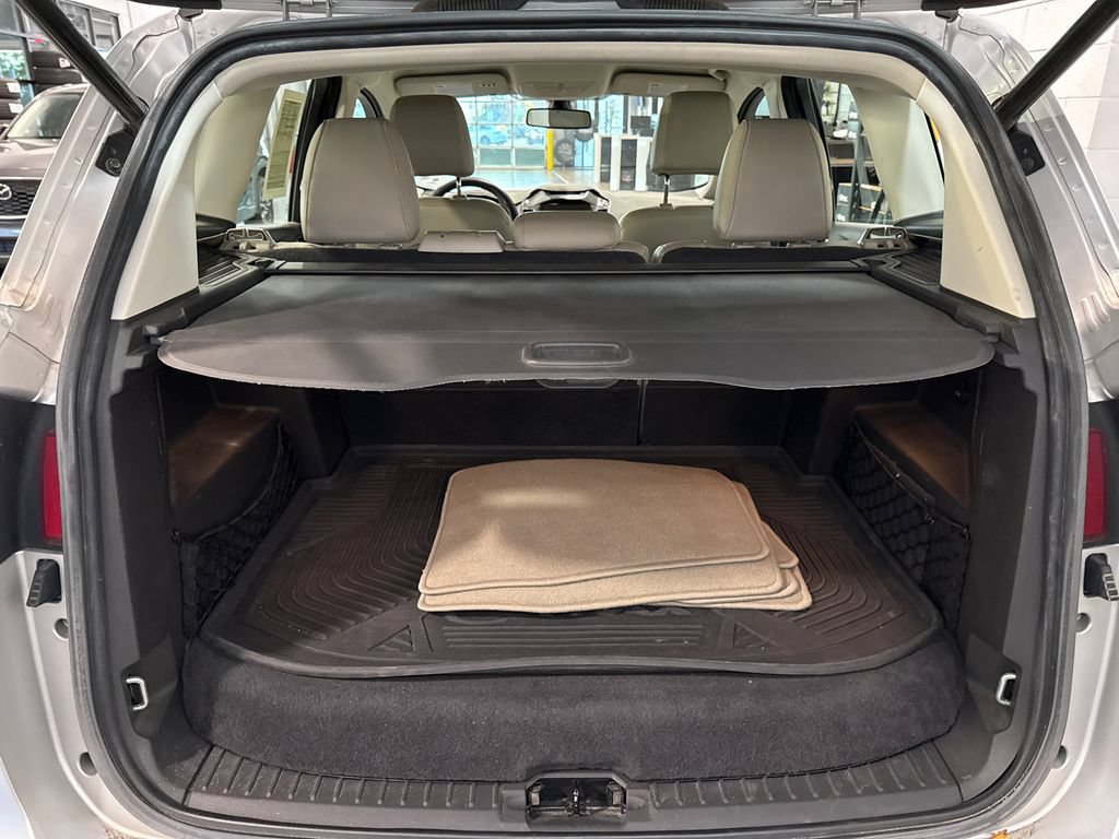 Used 2013 Ford C-MAX SEL FWD image 14