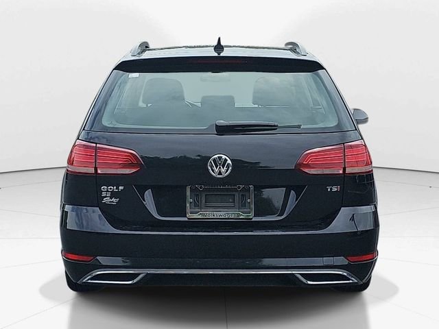 Used 2018 Volkswagen Golf SE FWD image 4