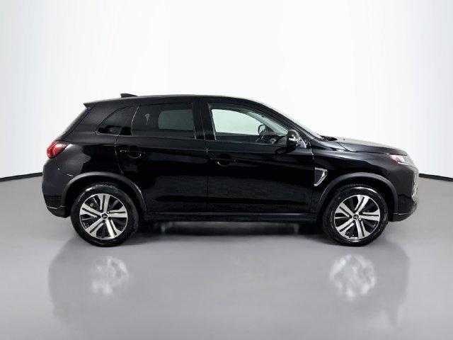 Used 2023 Mitsubishi Outlander Sport ES AWD/4WD image 11