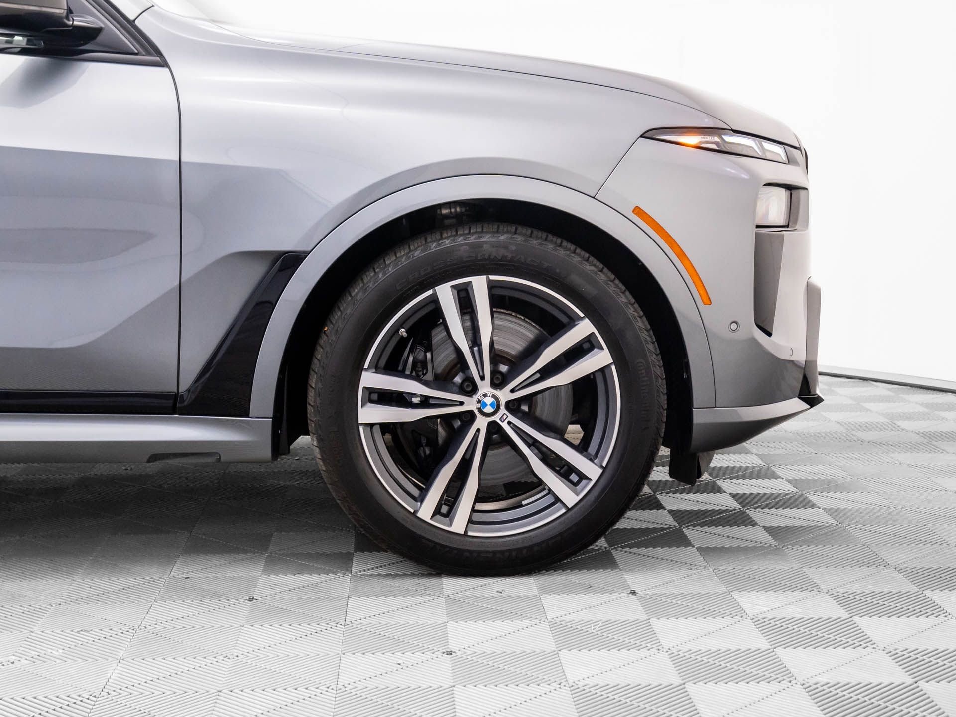 Certified 2024 BMW X7 M60i w/ Climate Comfort Package image 34