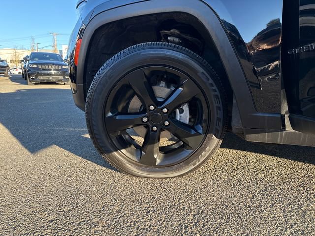 Used 2023 Jeep Grand Cherokee Altitude image 33