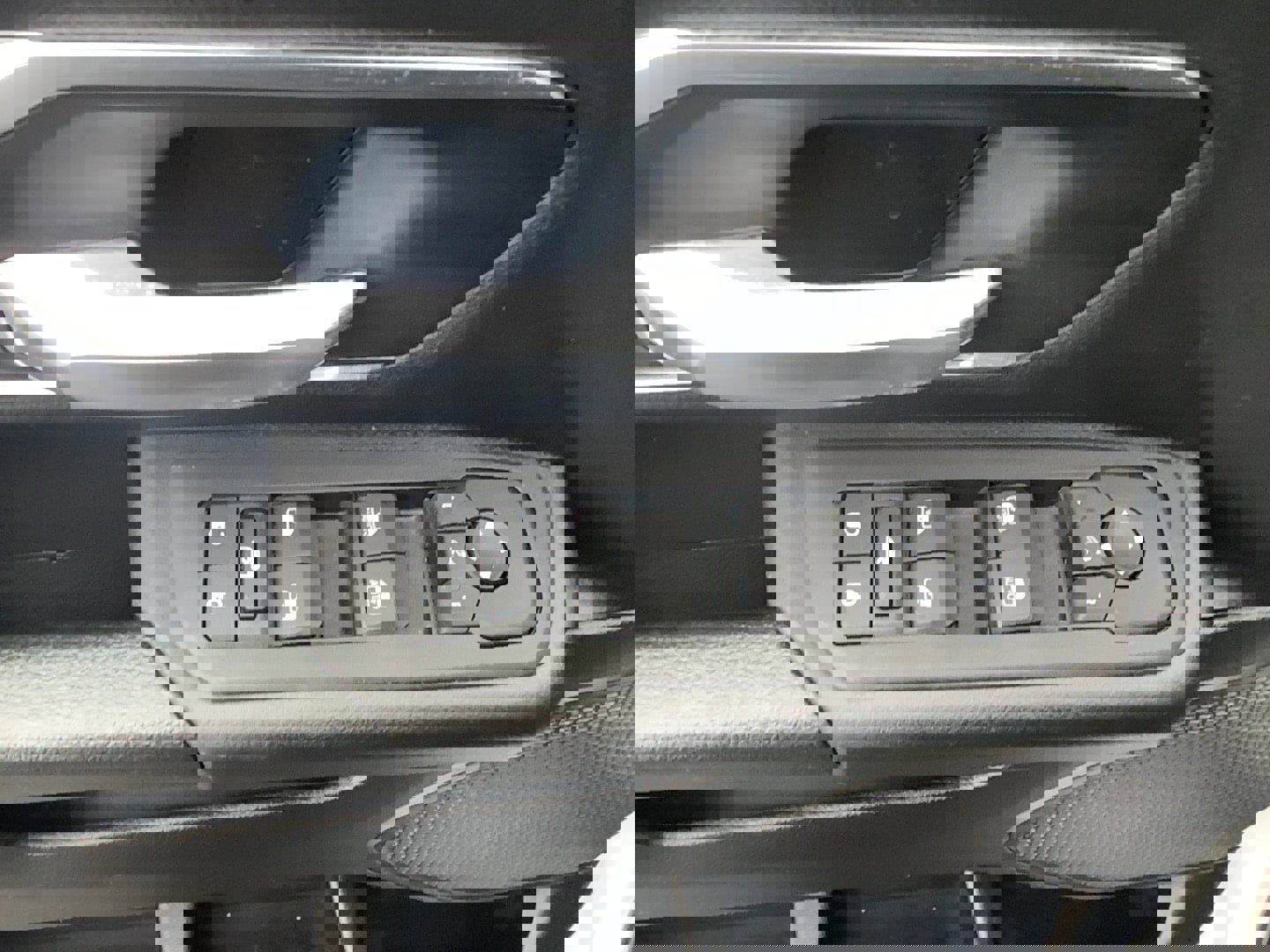 Certified 2025 RAM 1500 Big Horn image 10