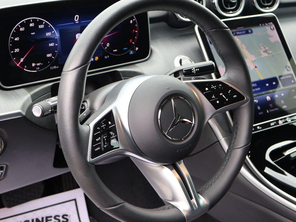 Used 2025 Mercedes-Benz C 300 4MATIC Sedan image 27