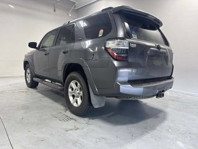 Used 2020 Toyota 4Runner SR5 Premium w/ Moonroof Package RWD image 7