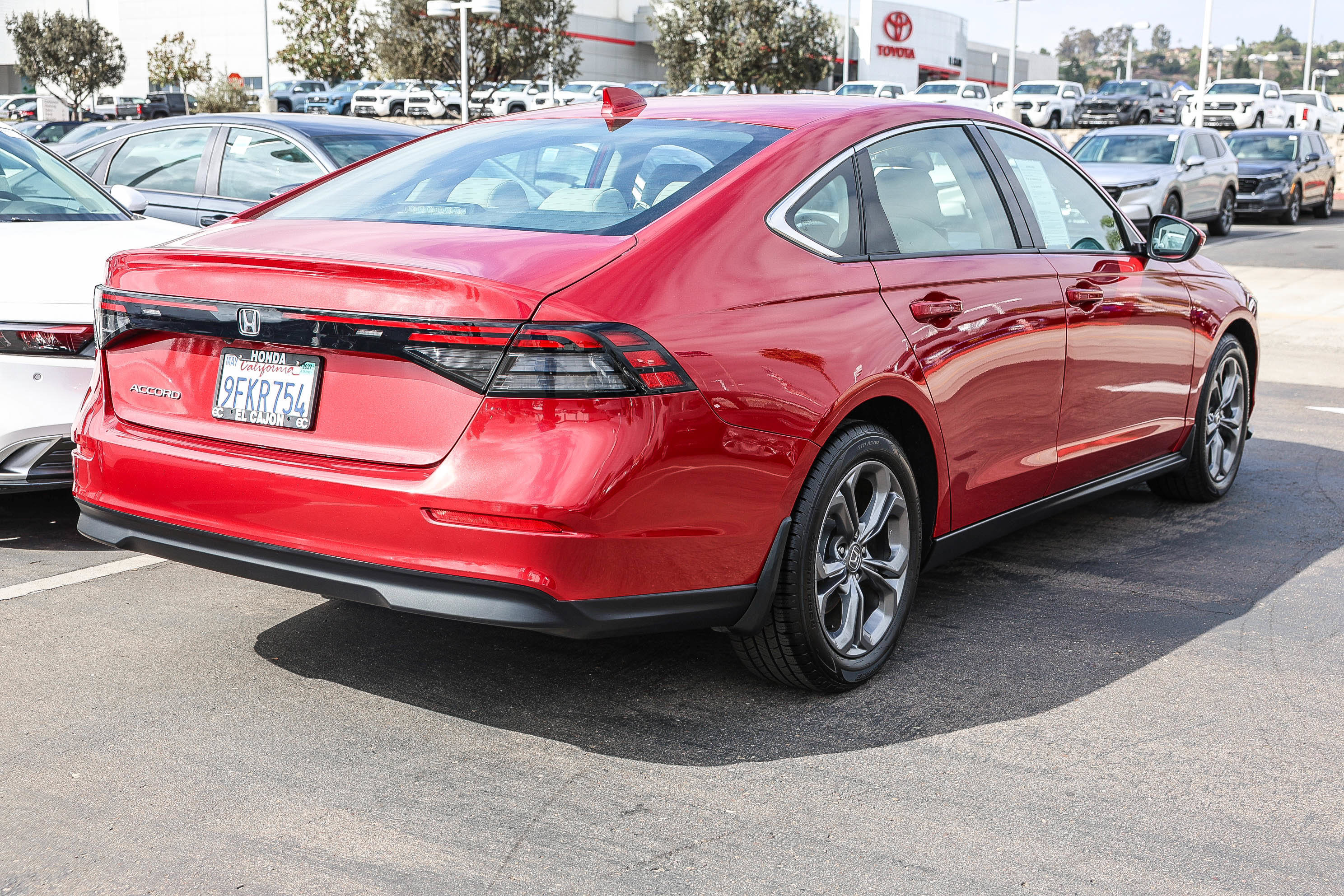 Certified 2023 Honda Accord EX image 25
