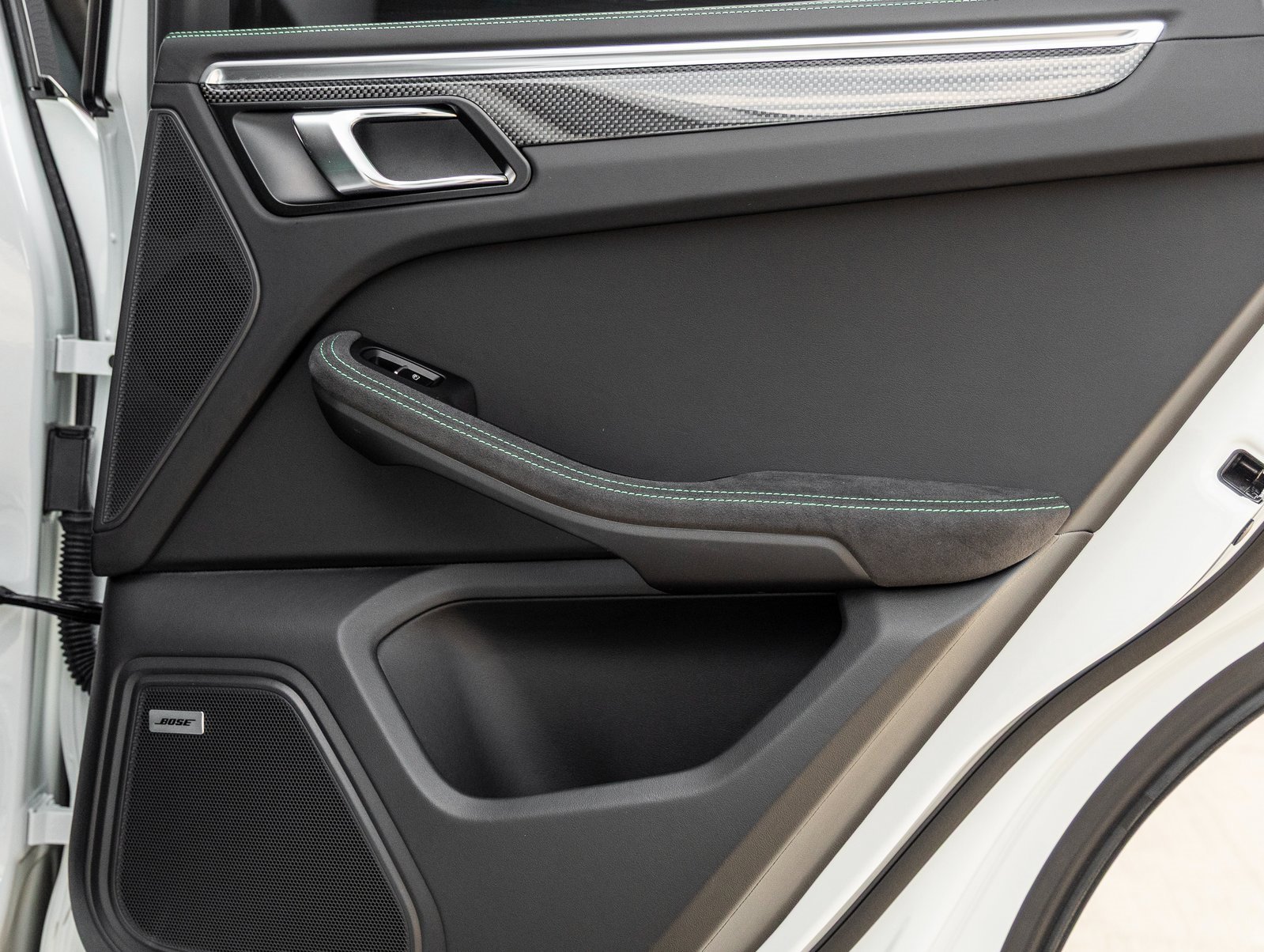 Used 2023 Porsche Macan GTS image 36