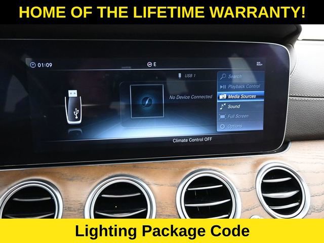 Used 2018 Mercedes-Benz E 300 4MATIC image 25