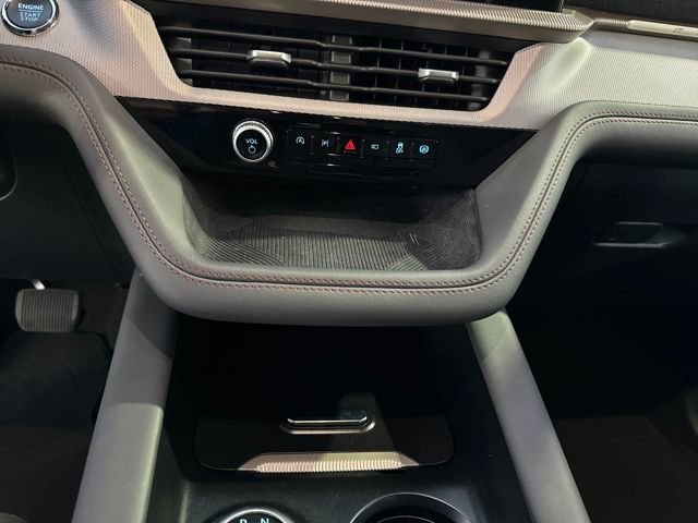 Used 2025 Ford Explorer Active image 18