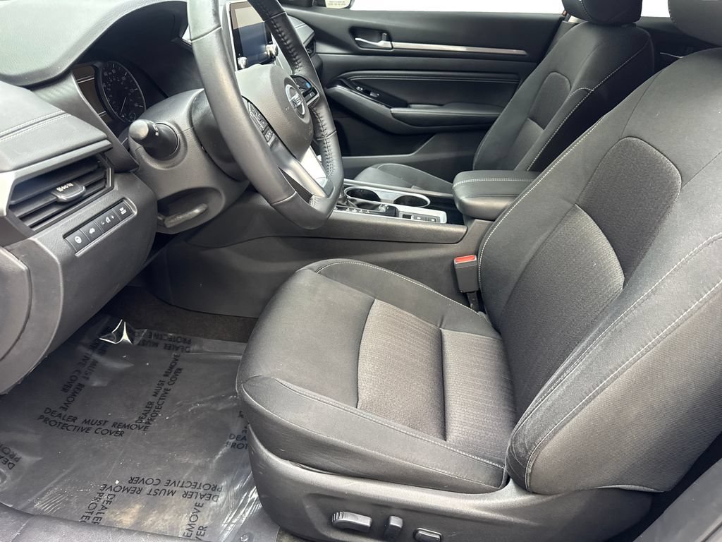 Used 2022 Nissan Altima 2.5 SV w/ SV Premium Package FWD image 27
