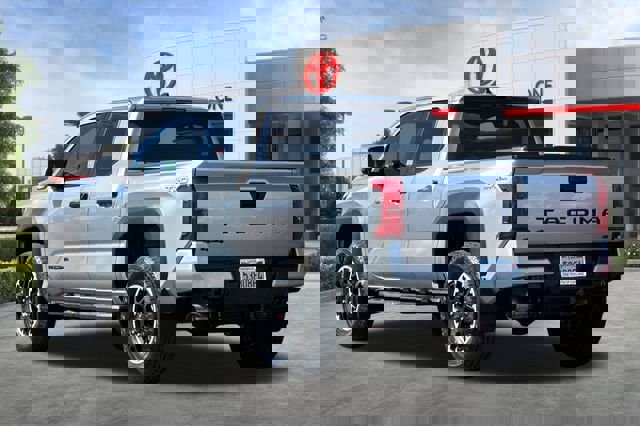 Used 2025 Toyota Tacoma TRD Off-Road image 6