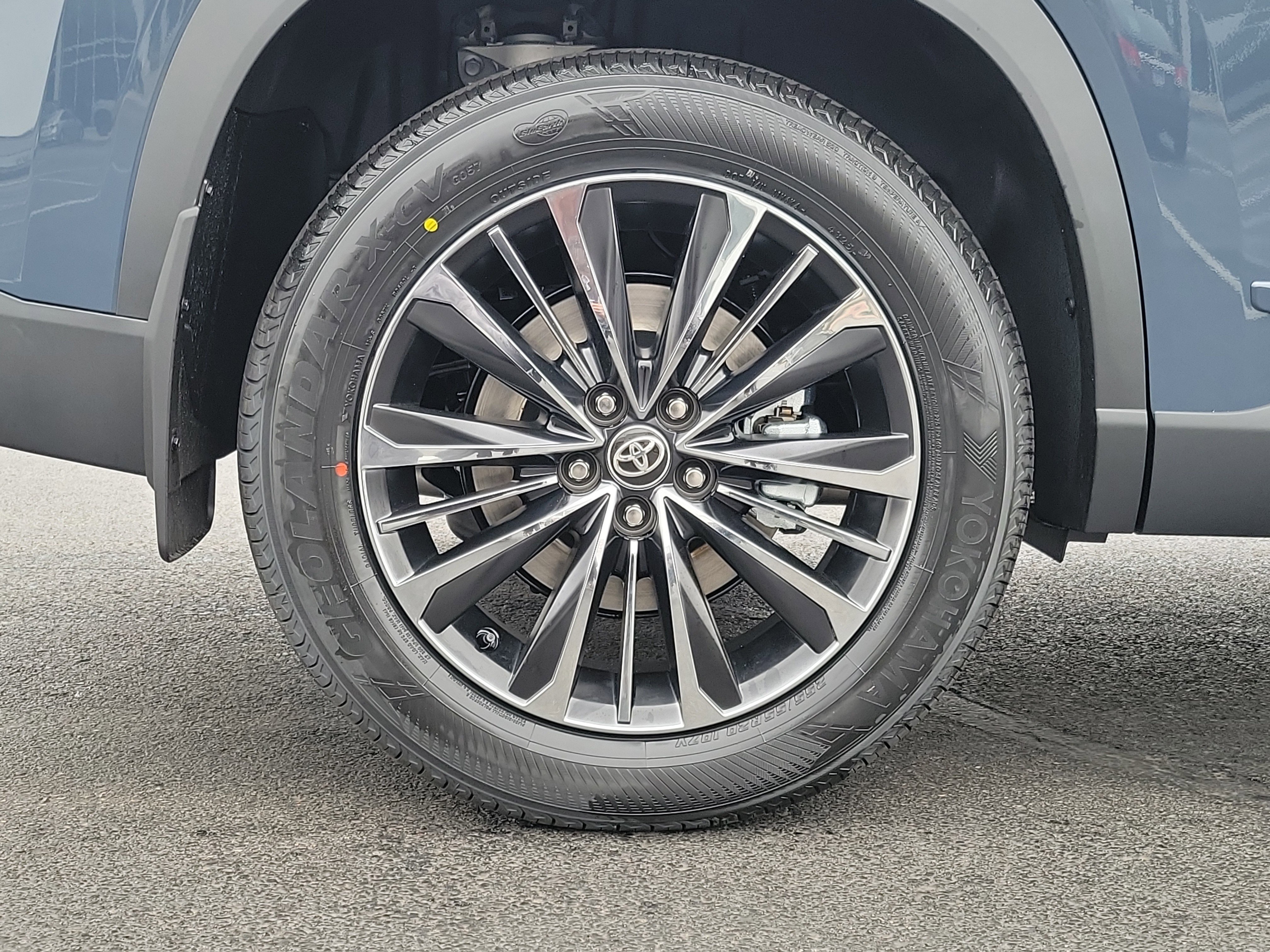 New 2026 Toyota Grand Highlander AWD Hybrid image 6