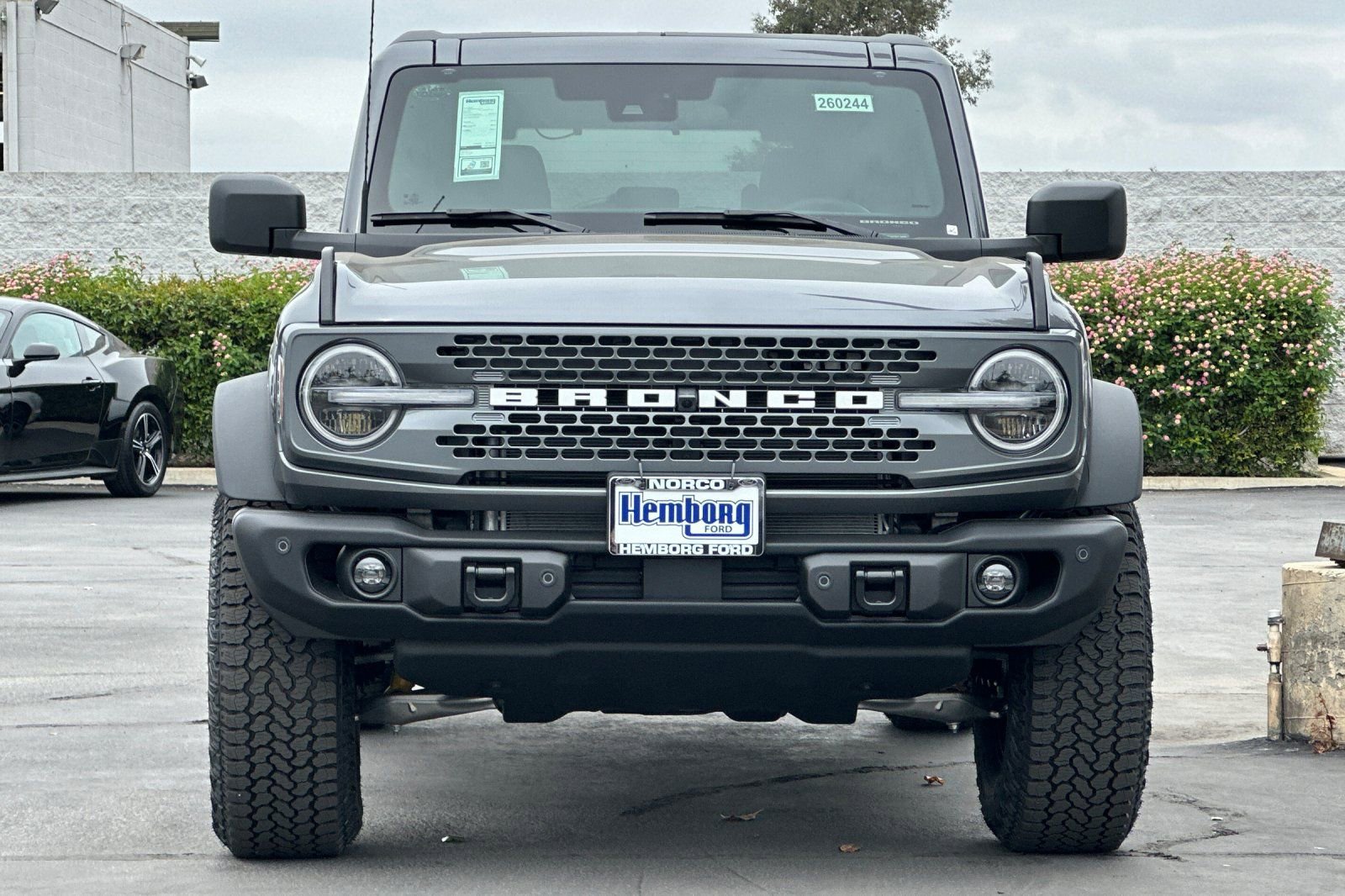 New 2026 Ford Bronco Badlands image 9