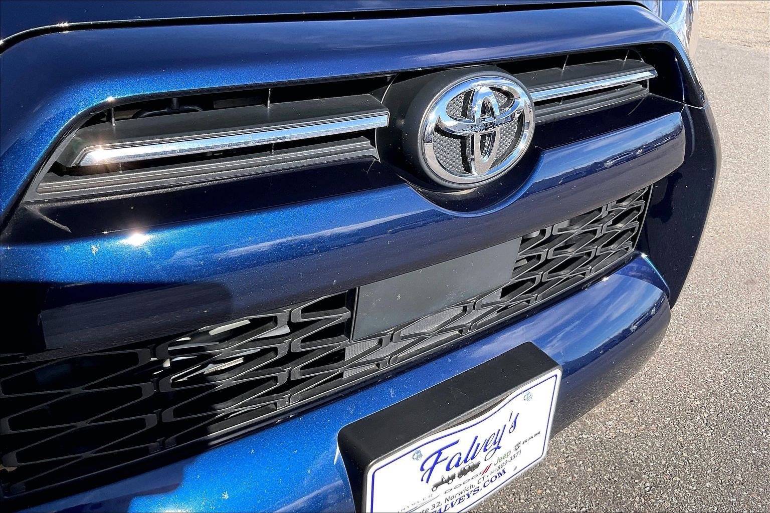 Used 2022 Toyota 4Runner SR5 image 25