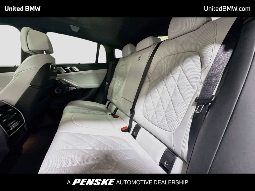 Certified 2026 BMW X6 M60i w/ Executive Package AWD/4WD image 20