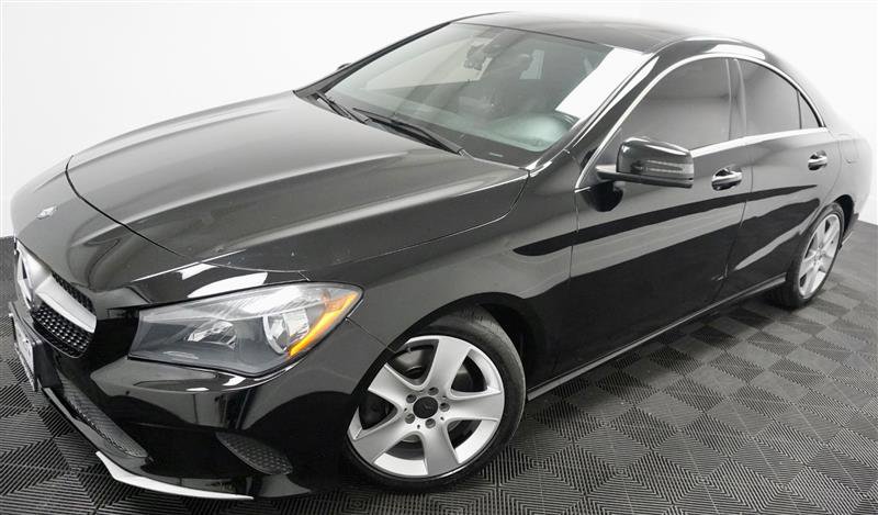Used 2017 Mercedes-Benz CLA 250 4MATIC image 2