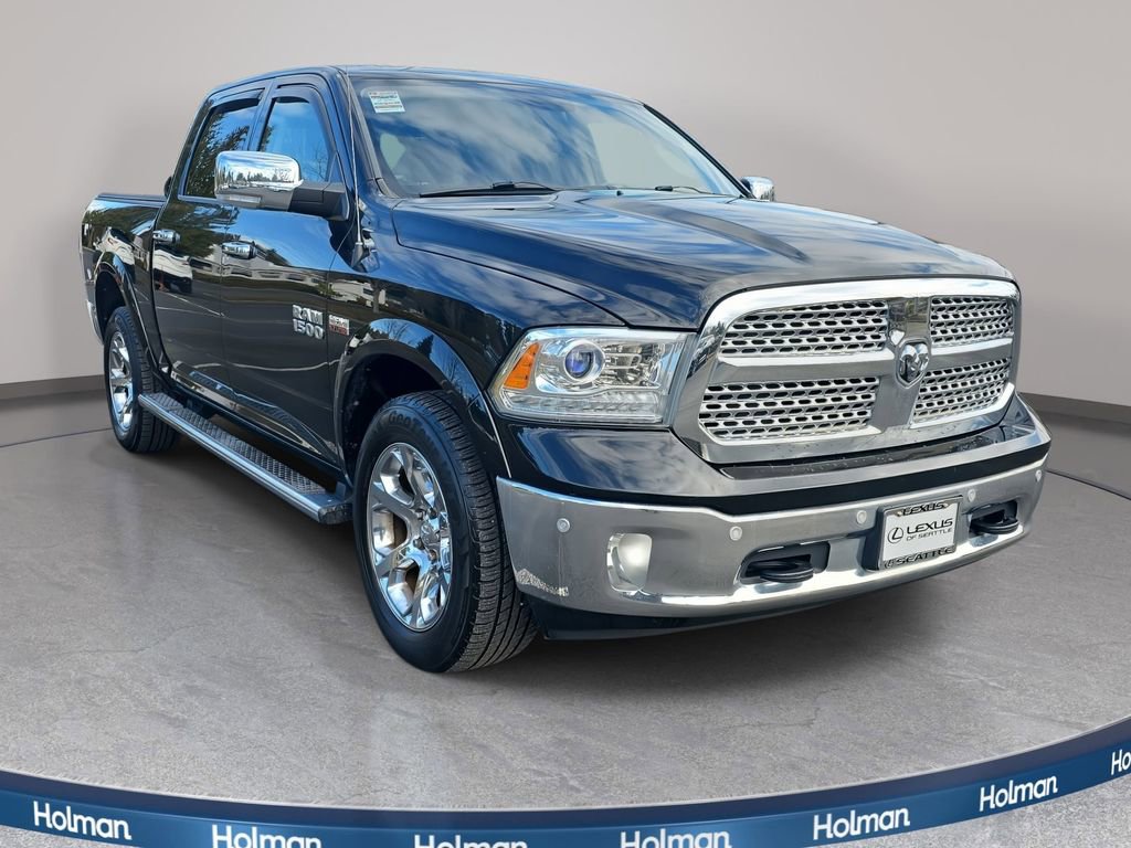 Used 2014 RAM 1500 Laramie w/ Convenience Group image 3