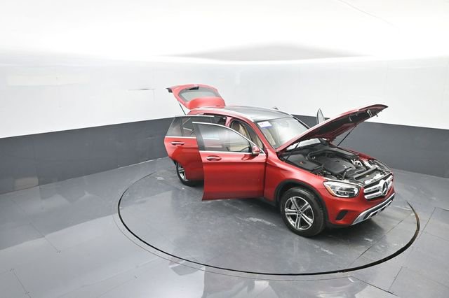 Used 2021 Mercedes-Benz GLC 300 4MATIC w/ Multimedia Package image 33