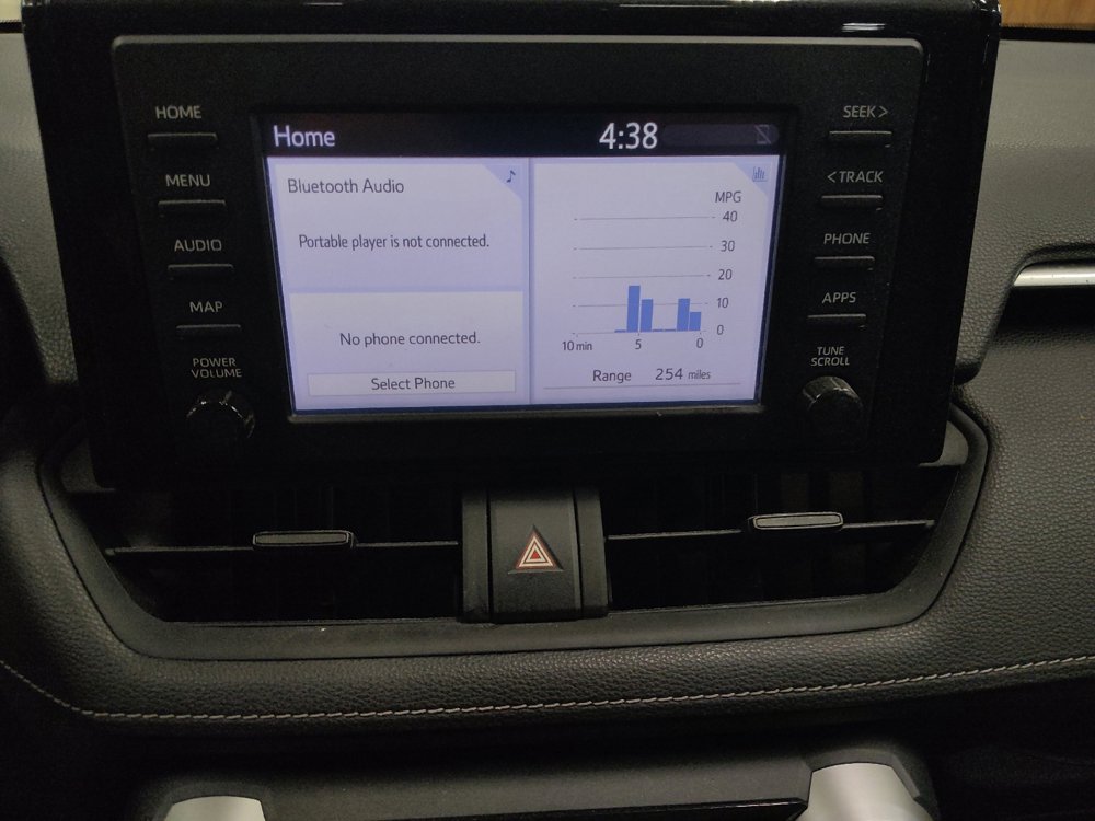 Used 2019 Toyota RAV4 LE FWD image 25