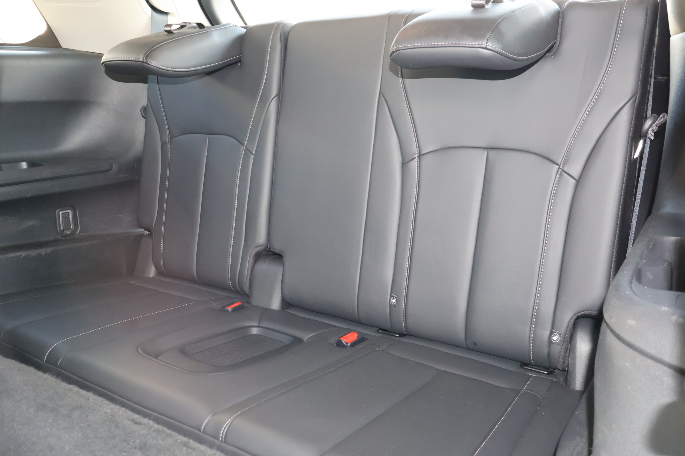 Certified 2025 INFINITI QX60 Pure FWD image 17