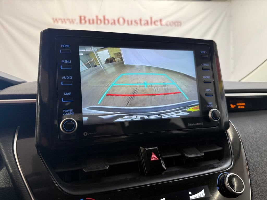 Used 2022 Toyota Corolla LE FWD image 13