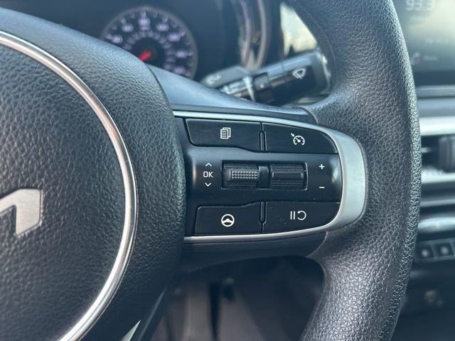 Used 2023 Kia K5 LXS FWD image 16