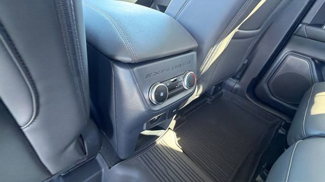 New 2026 Ford Explorer Active w/ Active Comfort Package image 17