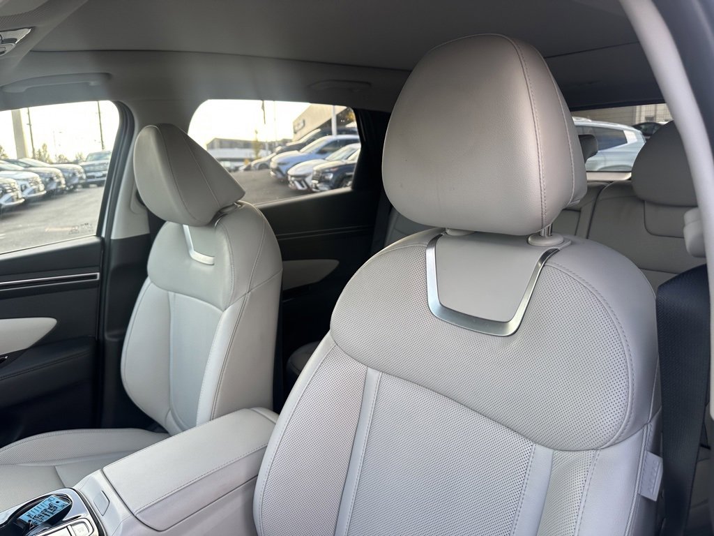 Used 2024 Hyundai Tucson Limited image 12