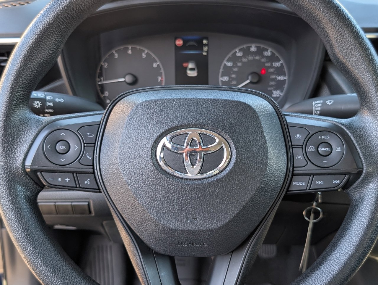 Used 2023 Toyota Corolla LE image 18