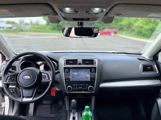 Used 2019 Subaru Outback 2.5i Premium w/ Popular Package #2 AWD/4WD image 11