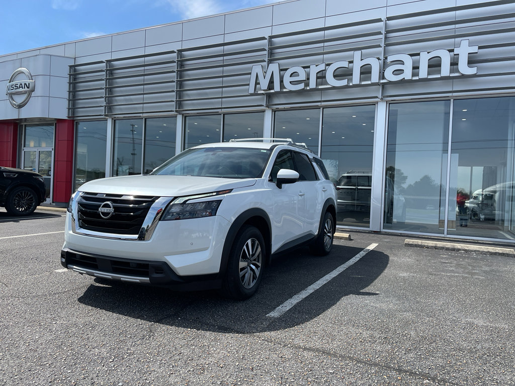 Certified 2025 Nissan Pathfinder SL image 5