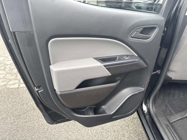 Used 2022 Chevrolet Colorado W/T w/ Custom Special Edition image 15