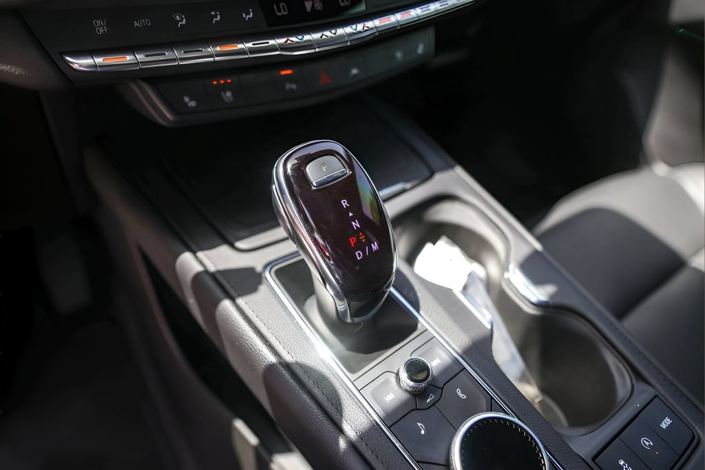Certified 2023 Cadillac XT4 Premium Luxury FWD image 19