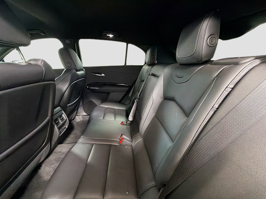 Used 2024 Cadillac XT4 Luxury w/ LPO, Floor Liner Package image 23