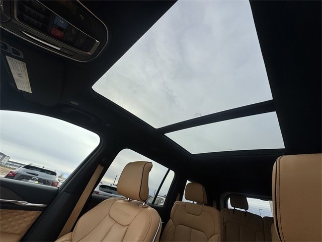 Used 2025 Jeep Grand Cherokee L Summit image 32