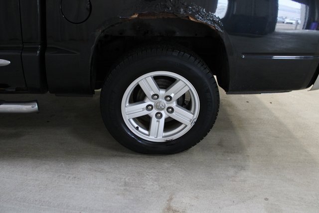 Used 2007 Dodge Dakota Laramie w/ Sun & Wheel Value Group image 9