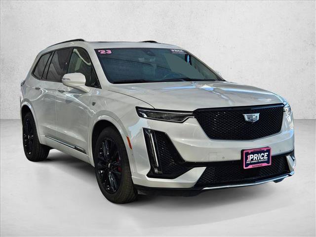 Used 2023 Cadillac XT6 Sport w/ Platinum Package AWD/4WD image 3