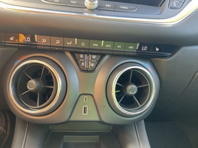 Used 2024 Chevrolet Blazer LT w/ Convenience Package image 27