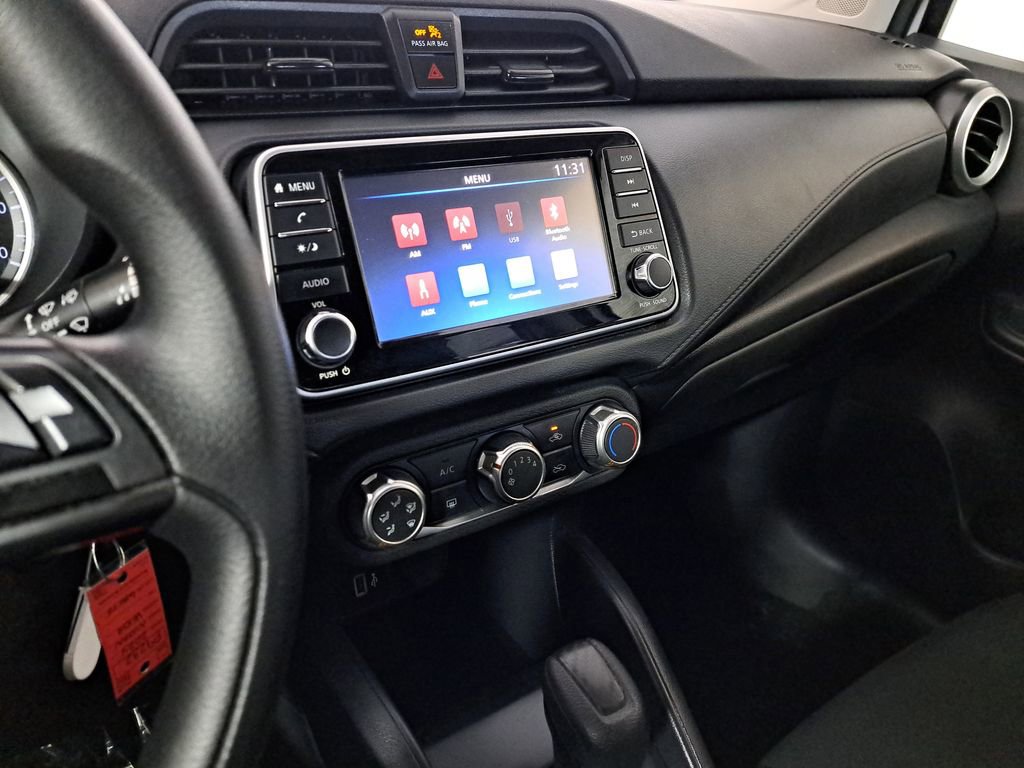 Used 2024 Nissan Versa S w/ S Plus Package image 18