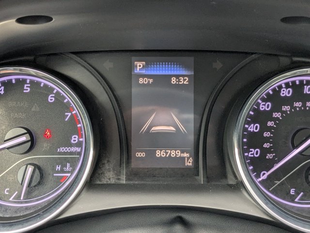 Used 2019 Toyota Camry LE FWD image 25